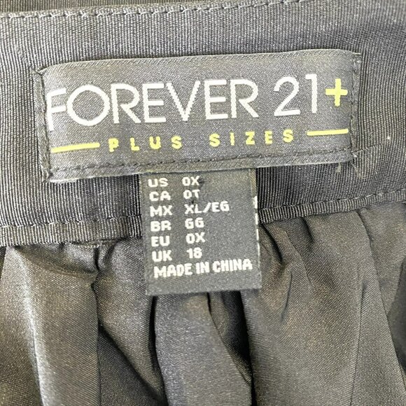 Forever 21+ Plus Skirt Women Size 0X Black A-Line Tulle Lined Knee Length Party - Picture 4 of 4